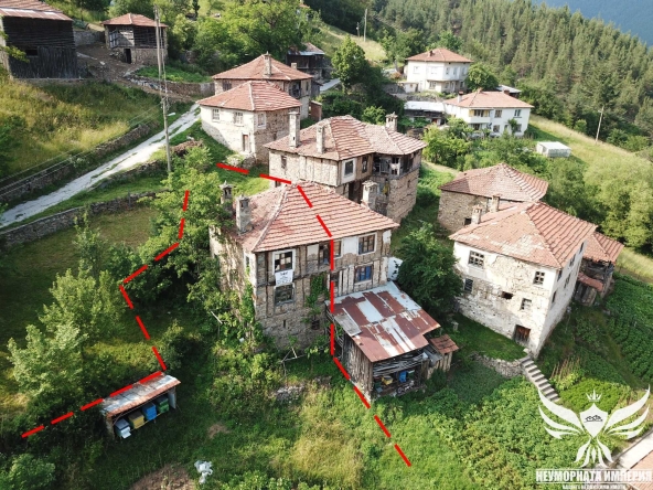 Къща в с. Белев дол, Област Смолян - 142 кв.м за 29 €/кв.м - Снимка #1