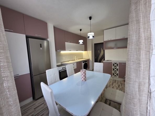 Дава се под наем Тристаен апартамент в Варна, Чайка - 70 кв.м за 598.23 € - Снимка #1