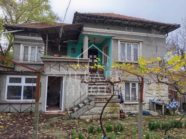 Къща в Русе, Средна кула - 140 кв.м за 310 €/кв.м - Снимка #1