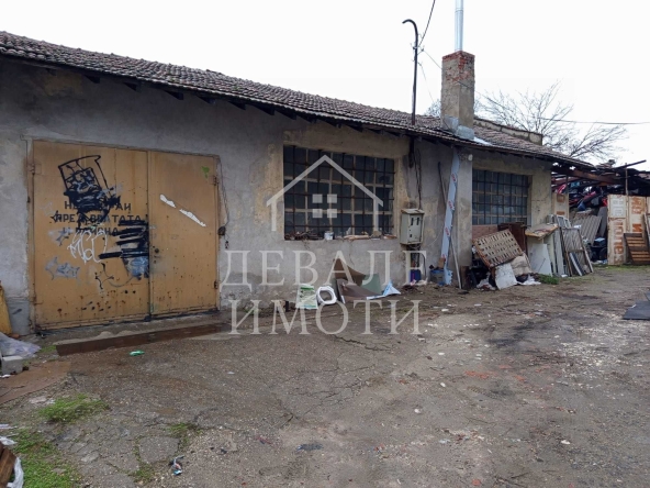 Промишлена сграда в Русе, Широк център - 480 кв.м за 153 €/кв.м - Снимка #1