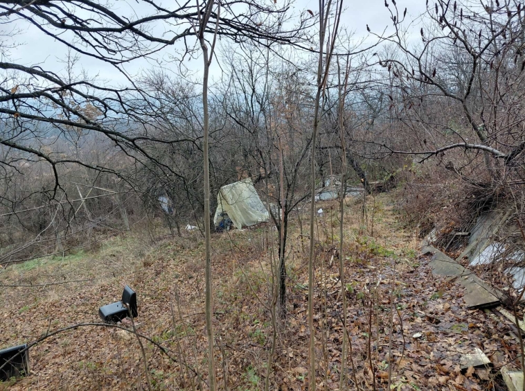 Парцел в Габрово, Шенини - 975 кв.м за 18 €/кв.м - Снимка #1