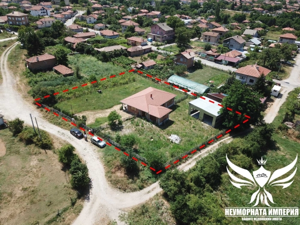 Къща в с. Тополово, Област Пловдив - 183 кв.м за 452 €/кв.м - Снимка #1