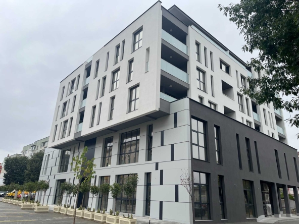 Двустаен апартамент в Казанлък - 84 кв.м за 1488 €/кв.м - Снимка #1