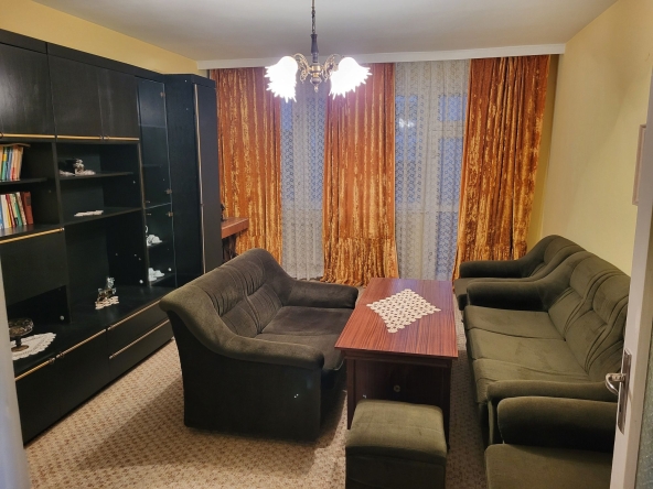 Тристаен апартамент в Добрич, Център - 95 кв.м за 543 €/кв.м - Снимка #1