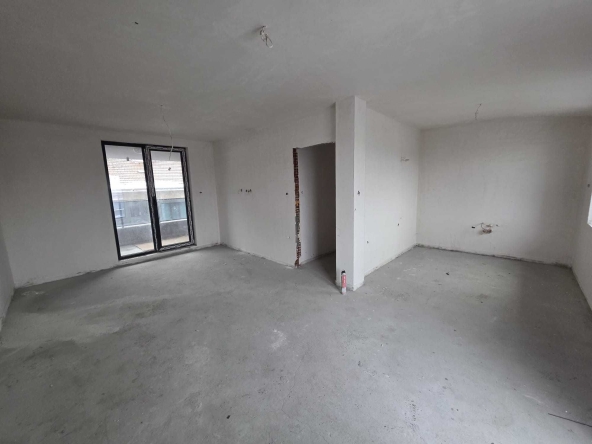 Тристаен апартамент в Хасково, Овчарски - 108 кв.м за 609 €/кв.м - Снимка #1