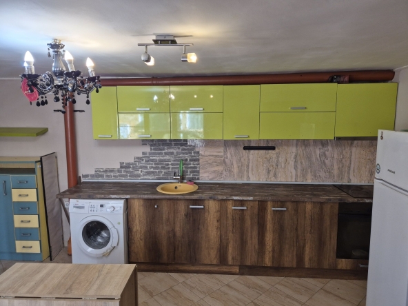 Дава се под наем Мезонет в Варна, Възраждане 2 - 32 кв.м за 298.86 € - Снимка #1