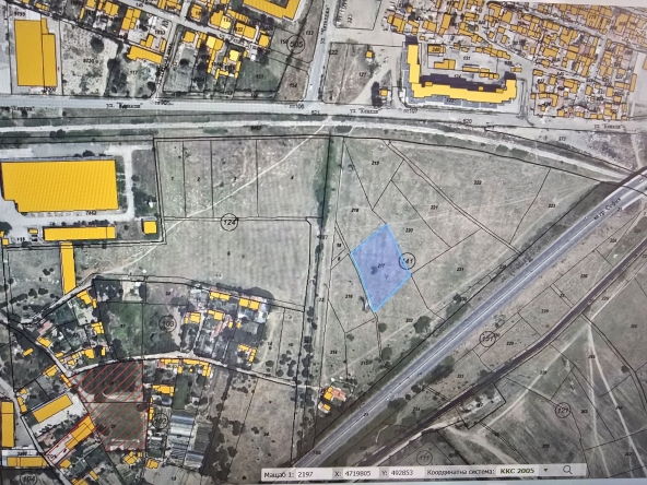 Парцел в Казанлък - 3031 кв.м за 4 €/кв.м - Снимка #1