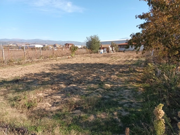 Дава се под наем Парцел в Благоевград, Грамада - 540 кв.м за 255 € - Снимка #1