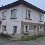 Къща в с. Копиловци, Област Монтана - 250 кв.м за 37 €/кв.м - Снимка #1