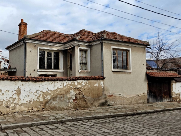 Къща в с. Зелениково, Област Пловдив - 98 кв.м за 113 €/кв.м - Снимка #1