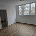 Тристаен апартамент в Варна, Базар Левски - 59 кв.м за 1425 €/кв.м - Снимка #1