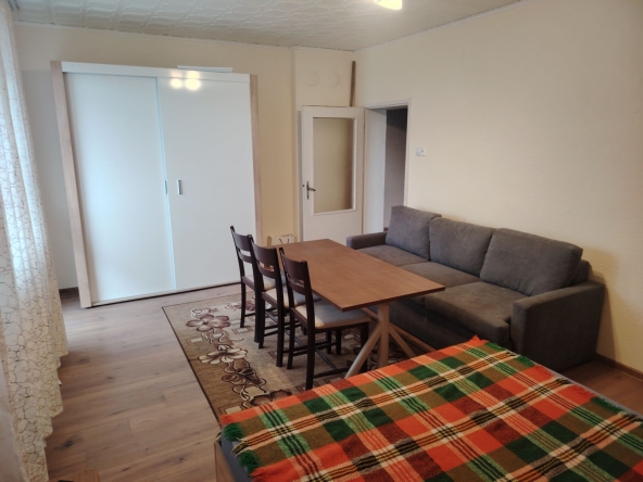 Етаж от къща в Варна, Галата - 100 кв.м за 791 €/кв.м - Снимка #1