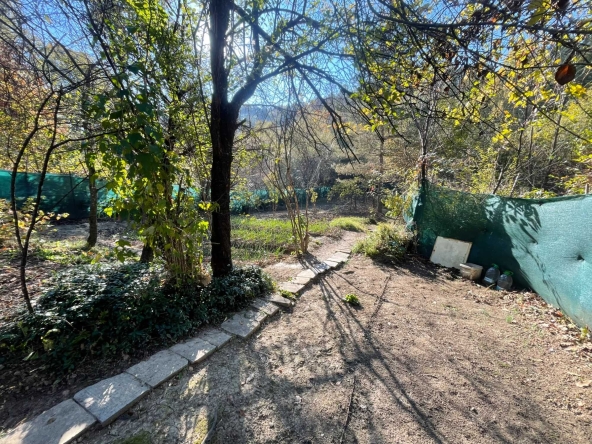 Парцел в Габрово, Център - 395 кв.м за 14 €/кв.м - Снимка #1