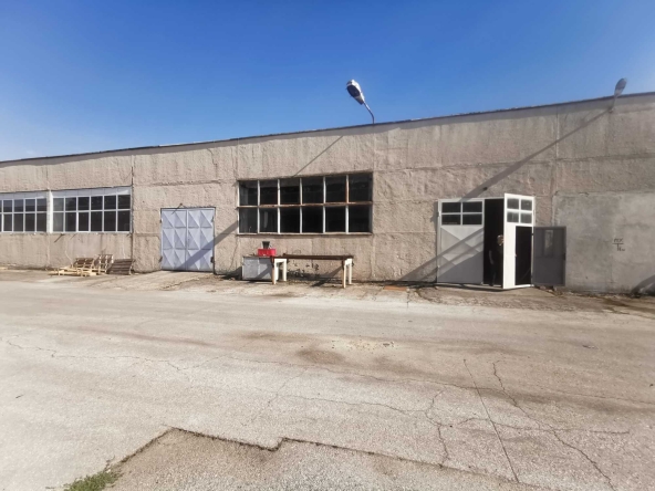 Дава се под наем Склад в с. Драгор, Област Пазарджик - 432 кв.м за 937.38 € - Снимка #1