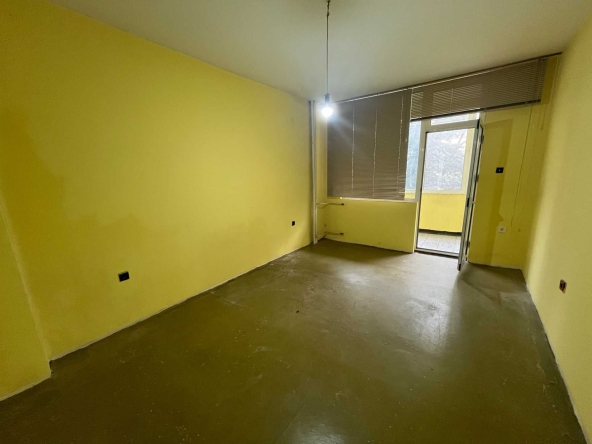 Четиристаен апартамент в Казанлък - 105 кв.м за 1020 €/кв.м - Снимка #1