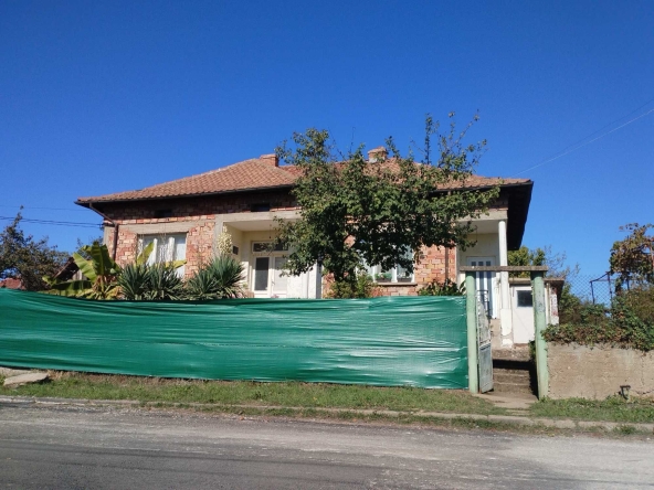 Къща в Долна Оряховица - 90 кв.м за 708 €/кв.м - Снимка #1