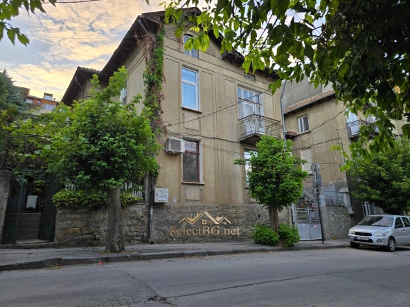 Къща в Велико Търново, Център - 159 кв.м за 738 €/кв.м - Снимка #1