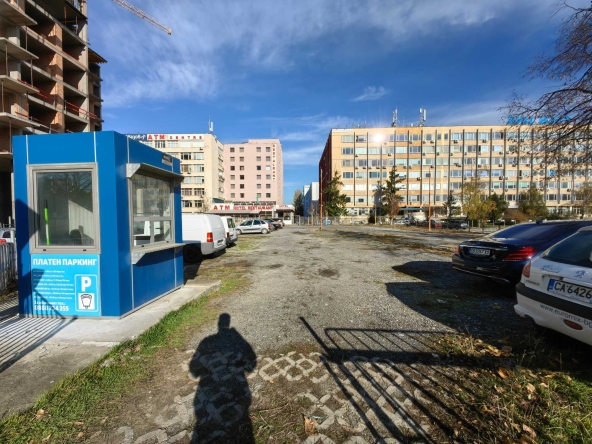 Дава се под наем Гараж / Паркомясто в София, Полигона - 18 кв.м за 81.6 € - Снимка #1