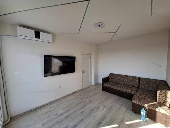 Дава се под наем Двустаен апартамент в Варна, м-т Франга Дере - 43 кв.м за 498.27 € - Снимка #1