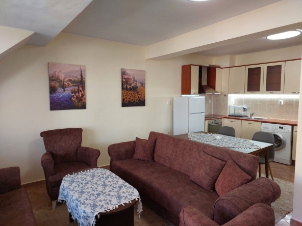 Дава се под наем Тристаен апартамент в Пловдив, Каменица 1 - 102 кв.м за 498.27 € - Снимка #1