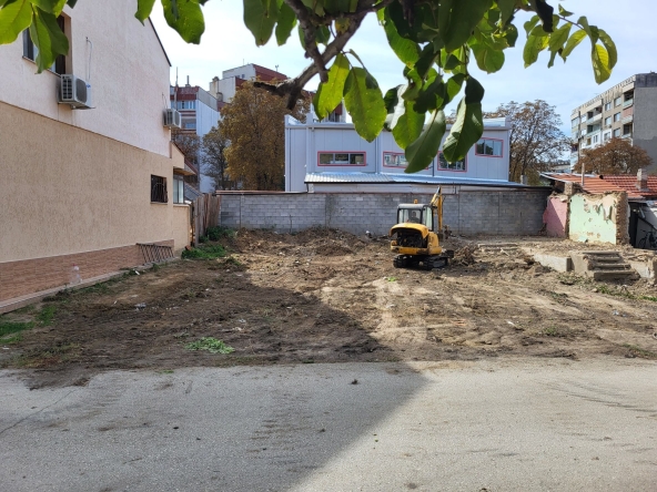 Парцел в Силистра, Център - 280 кв.м за 55 €/кв.м - Снимка #1