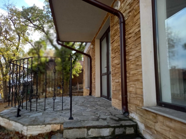 Къща в Варна, Център - 345 кв.м за 656 €/кв.м - Снимка #1