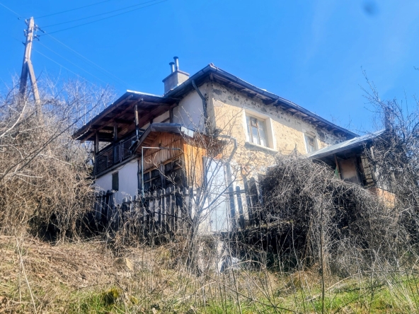 Къща в с. Кръстатица, Област Смолян - 100 кв.м за 181 €/кв.м - Снимка #1