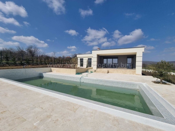 Къща в с. Баня, Област Бургас - 131 кв.м за 1729 €/кв.м - Снимка #1