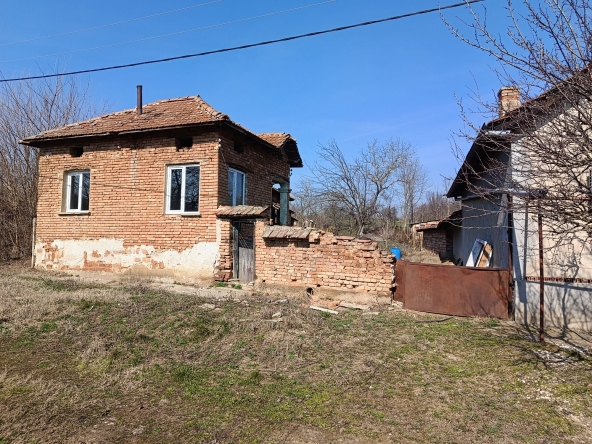 Къща в Тръстеник - 100 кв.м за 92 €/кв.м - Снимка #1