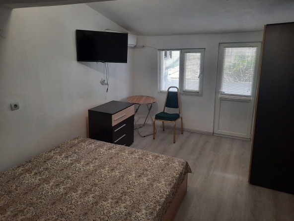 Дава се под наем Двустаен апартамент в Сандански - 60 кв.м за 153 € - Снимка #1