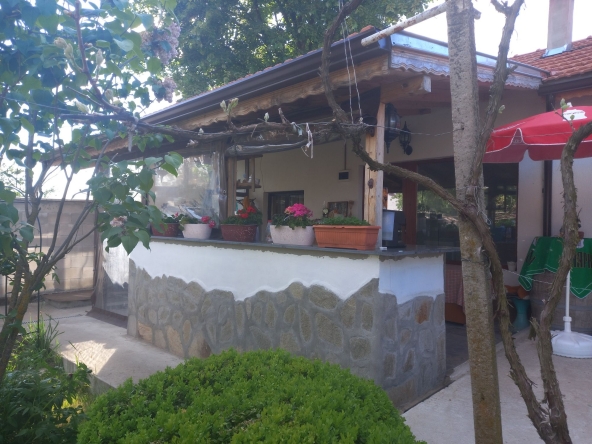 Къща в Разград, Бели Лом - 90 кв.м за 425 €/кв.м - Снимка #1