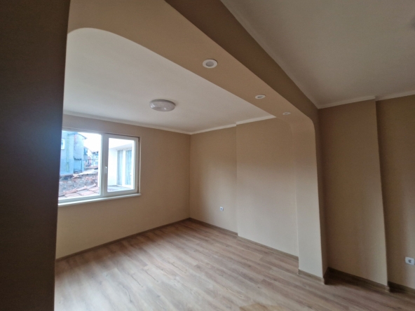 Етаж от къща в София, Левски - 80 кв.м за 1460 €/кв.м - Снимка #1