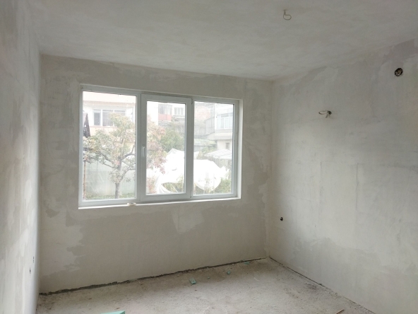 Етаж от къща в Смолян, Горно Райково - 152 кв.м за 435 €/кв.м - Снимка #1