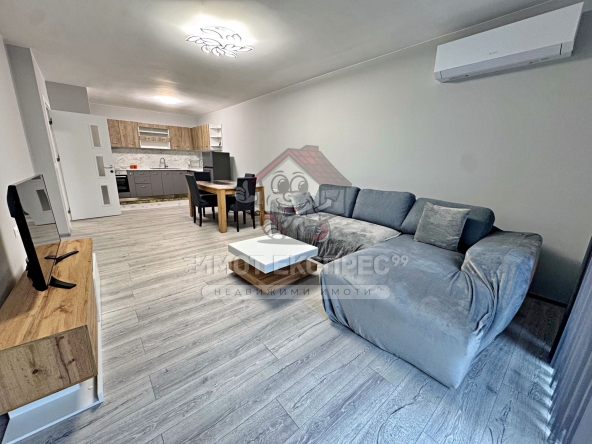 Дава се под наем Двустаен апартамент в Асеновград - 60 кв.м за 398.82 € - Снимка #1