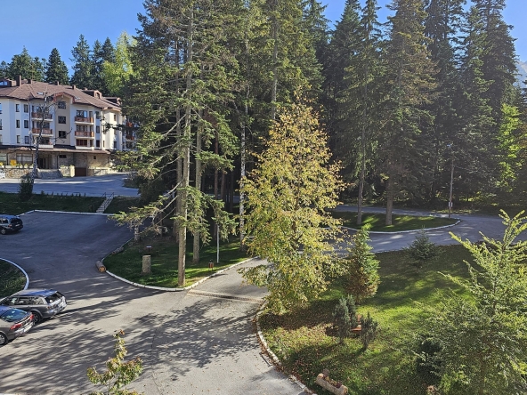 Дава се под наем Едностаен апартамент в к.к. Боровец - 38 кв.м за 668.1 € - Снимка #1