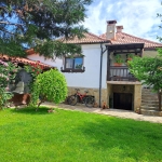 Къща в с. Лозенец, Област Ямбол - 130 кв.м за 302 €/кв.м - Снимка #1