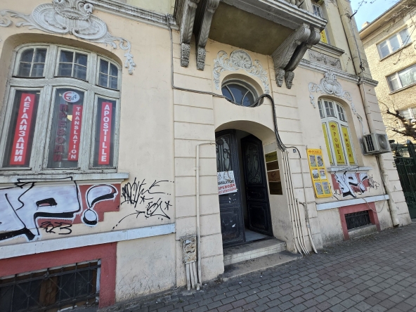 Многостаен апартамент в Варна, Общината - 150 кв.м за 2108 €/кв.м - Снимка #1