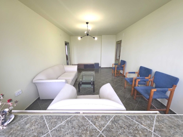 Дава се под наем Тристаен апартамент в София, Дружба 1 - 105 кв.м за 698.19 € - Снимка #1