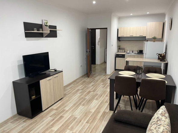 Дава се под наем Двустаен апартамент в Габрово, Център - 60 кв.м за 318.75 € - Снимка #1