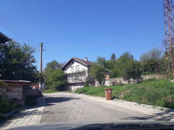 Къща в с. Габровдол, Област Перник - 146 кв.м за 276 €/кв.м - Снимка #1