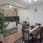 Тристаен апартамент в Асеновград - 110 кв.м за 742 €/кв.м - Снимка #1