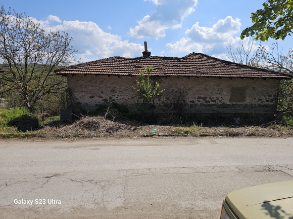 Къща в с. Гарваново, Област Хасково - 180 кв.м за 85 €/кв.м - Снимка #1