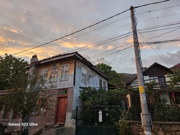 Къща в Шипка - 250 кв.м за 225 €/кв.м - Снимка #1