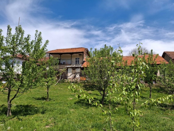 Къща в Перник, Изток - 60 кв.м за 238 €/кв.м - Снимка #1