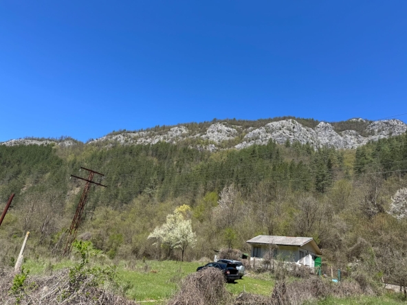 Парцел в Лъки - 4300 кв.м за 7 €/кв.м - Снимка #1