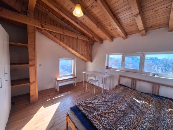 Дава се под наем  в София, Център - 16 кв.м за 209.1 € - Снимка #1