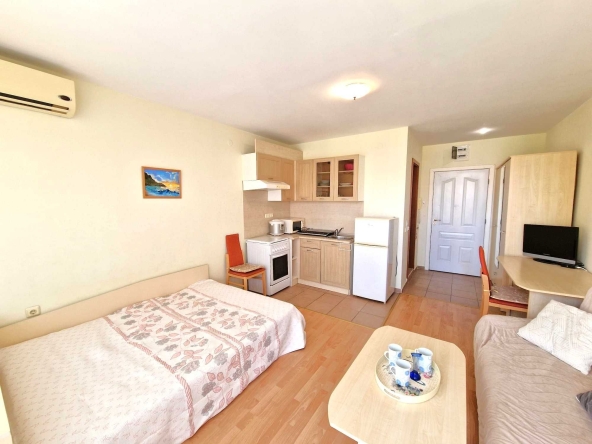 Едностаен апартамент в к.к. Слънчев бряг - 37 кв.м за 807 €/кв.м - Снимка #1