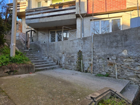 Етаж от къща в Велико Търново, Център - 92 кв.м за 649 €/кв.м - Снимка #1