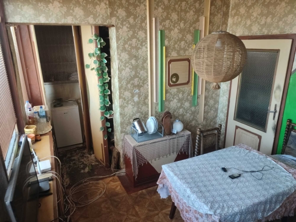 Двустаен апартамент в Търговище, Център - 68 кв.м за 825 €/кв.м - Снимка #1