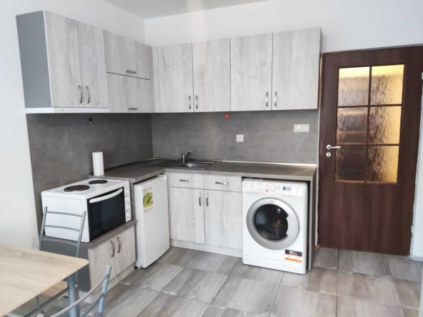 Дава се под наем Едностаен апартамент в Велико Търново, Акация - 35 кв.м за 178.5 € - Снимка #1